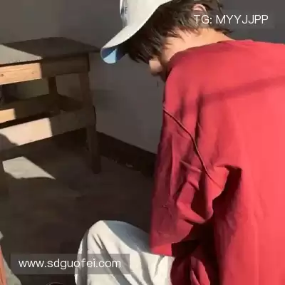 蒙倩群
